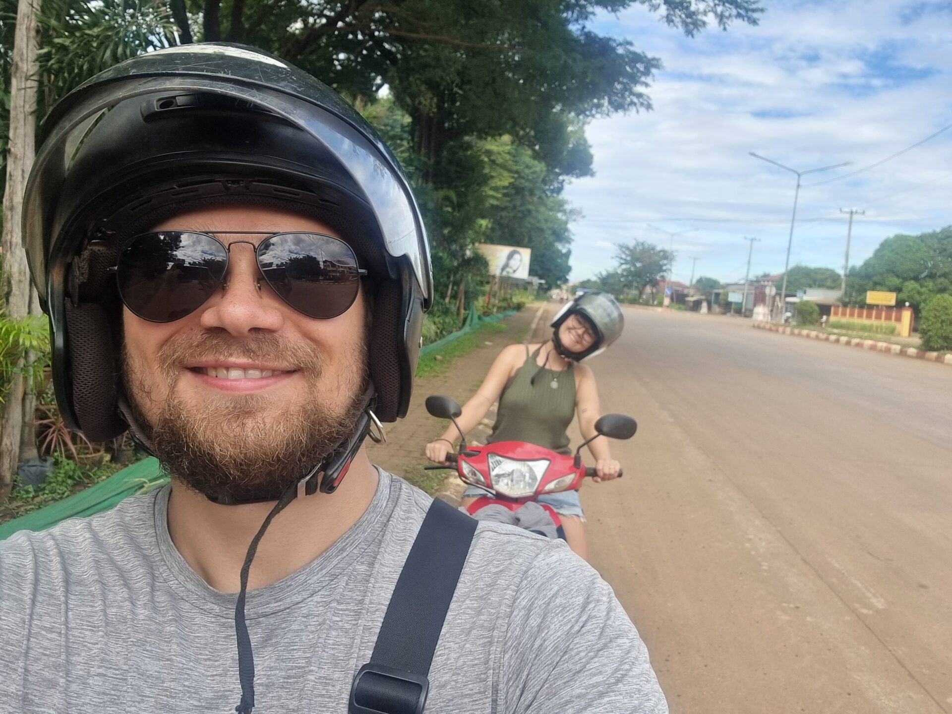 Read more about the article Pakse Loop – Auf Mopeds durch Südlaos