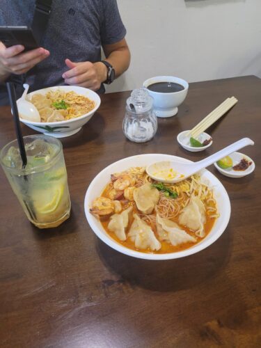 Sarawak Laksa mit Dumplings