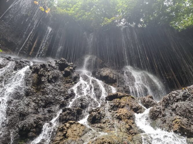 Goa Tetes Wasserfall