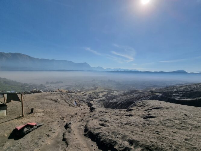 Die Sandwüste vor dem Krater