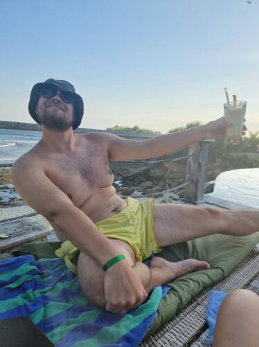 Happy Hour, Happy JP