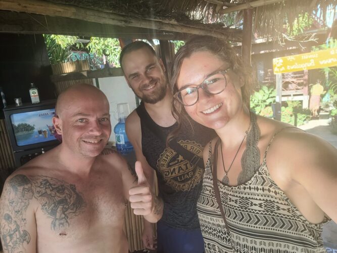3 (Ex-)Kaltenkirchner in Laos